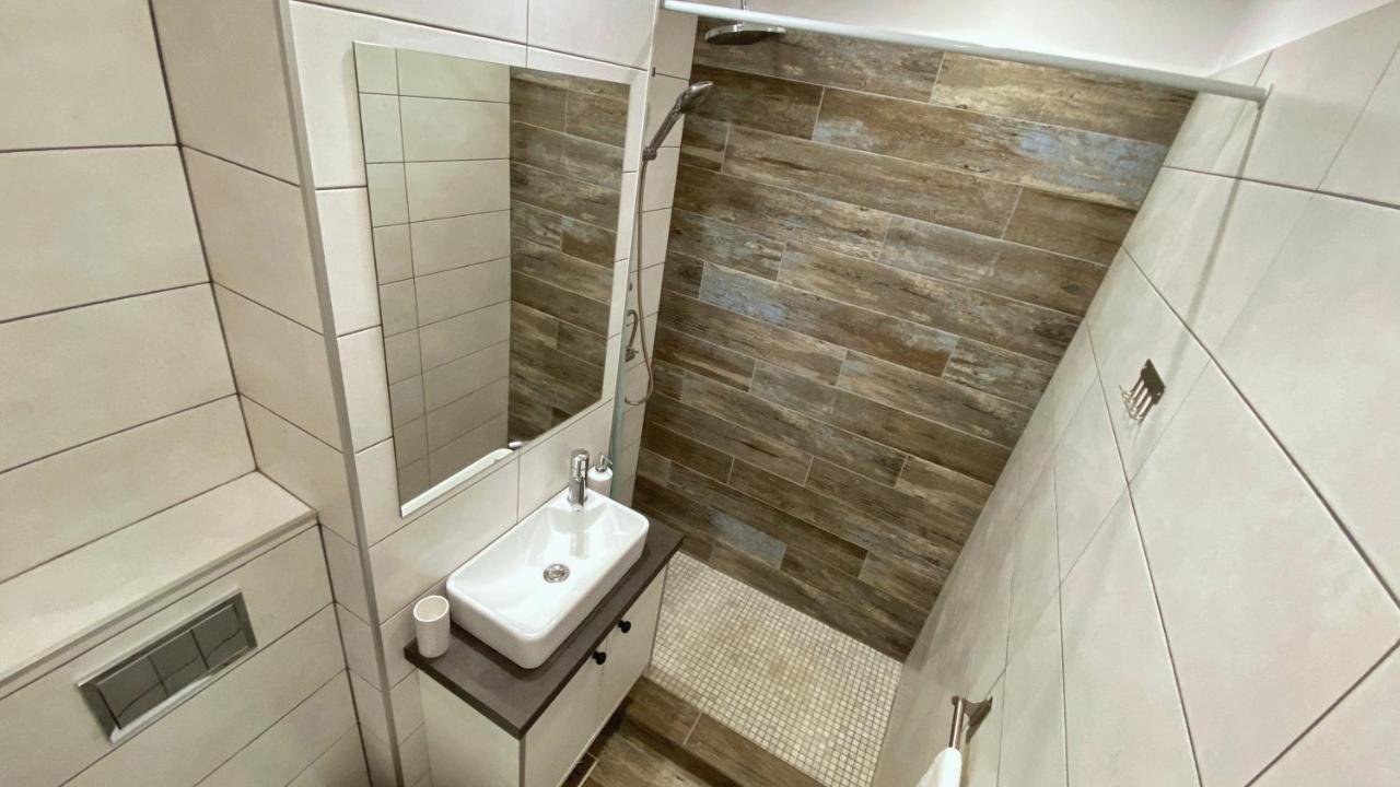 Highland Home - Cozy Apartments Near City Center Oradea Zewnętrze zdjęcie