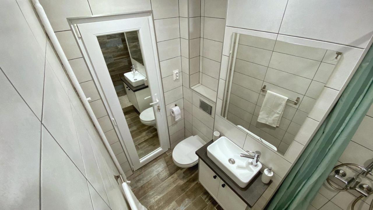 Highland Home - Cozy Apartments Near City Center Oradea Zewnętrze zdjęcie