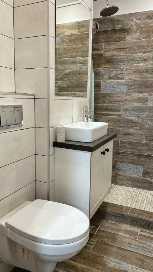 Highland Home - Cozy Apartments Near City Center Oradea Zewnętrze zdjęcie